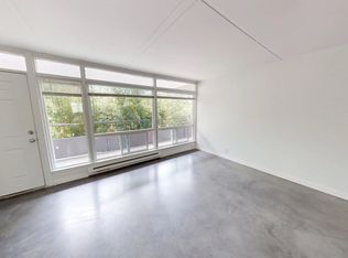 Glass Flats, Seattle, WA 98102