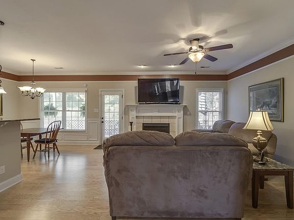 3rd image of 4634 Pecanwood Way