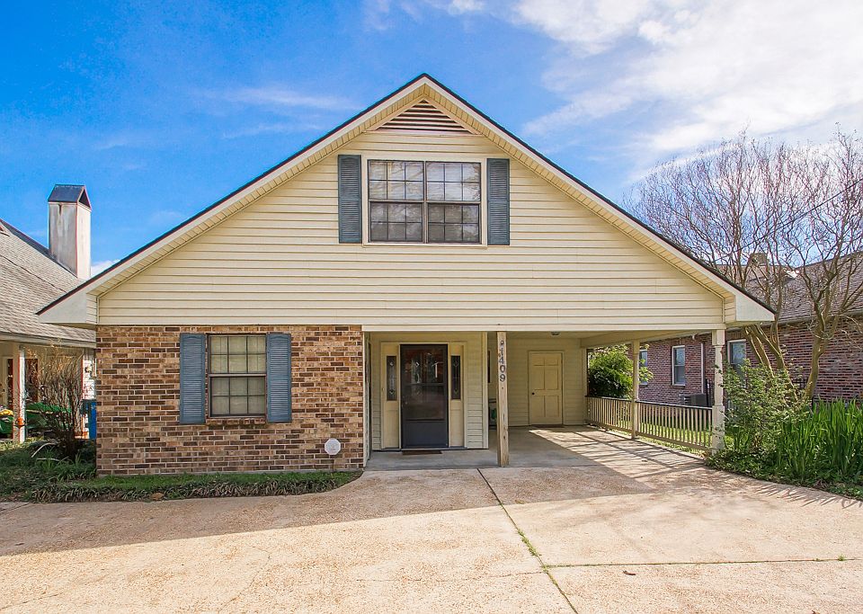 1st image of 1409 False River Dr