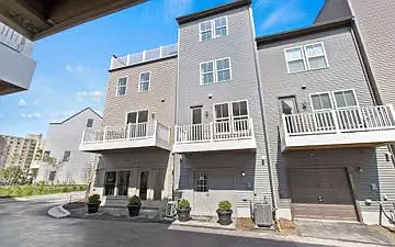 5923 Northwest Dr — Photo 1