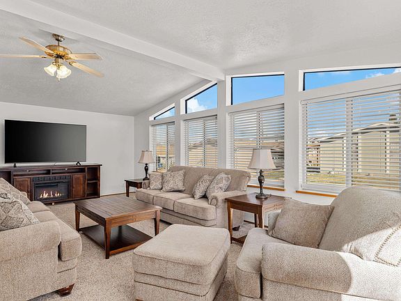 4th image of 1907 W Flamingo Ave Unit 24