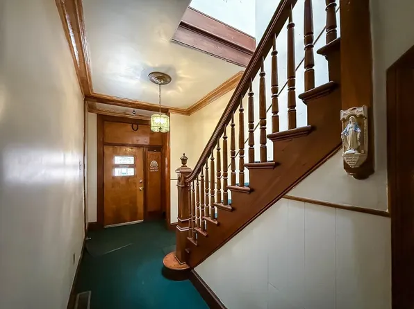 90 Carlton Avenue image 37 of 40