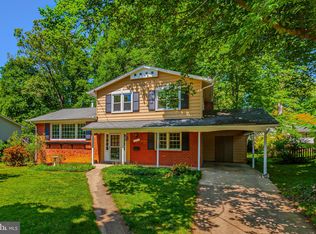 5011 Russett Rd, Rockville, MD 20853