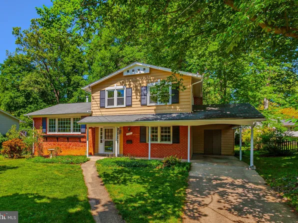 5011 Russett Rd, Rockville, MD 20853