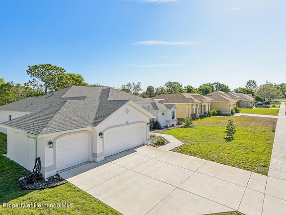 3rd image of 10361 Palmgren Ln