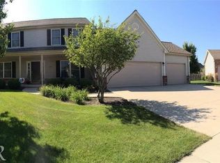 3721 Armstrong Dr, Bloomington, IL