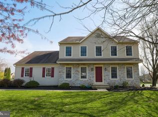 212 Kingsbridge Dr, Lititz, PA 17543