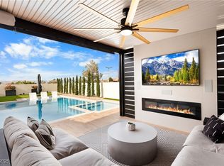 2460 Chateau Napoleon Dr, Henderson, NV 89044