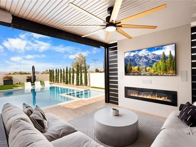 2460 Chateau Napoleon Dr, Henderson, NV, 89044