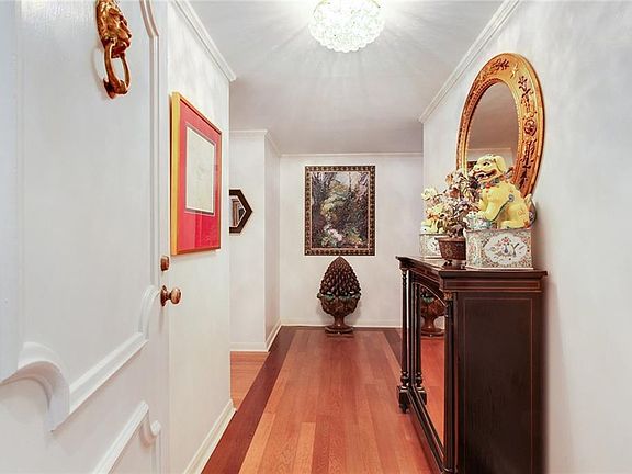 2nd image of 1750 Saint Charles Ave APT 629