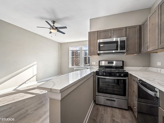 3rd image of 432 W Belmont Ave #8d3635877
