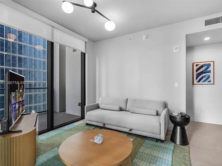 11 NE 6th St #2207 — Photo 5