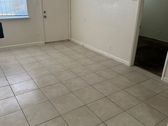 2nd image of 734 N Bond St APT 3
