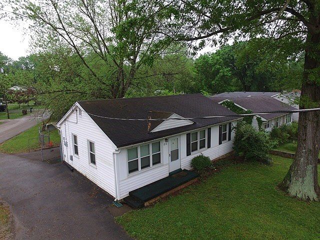 1st image of 1716 Holly Dr