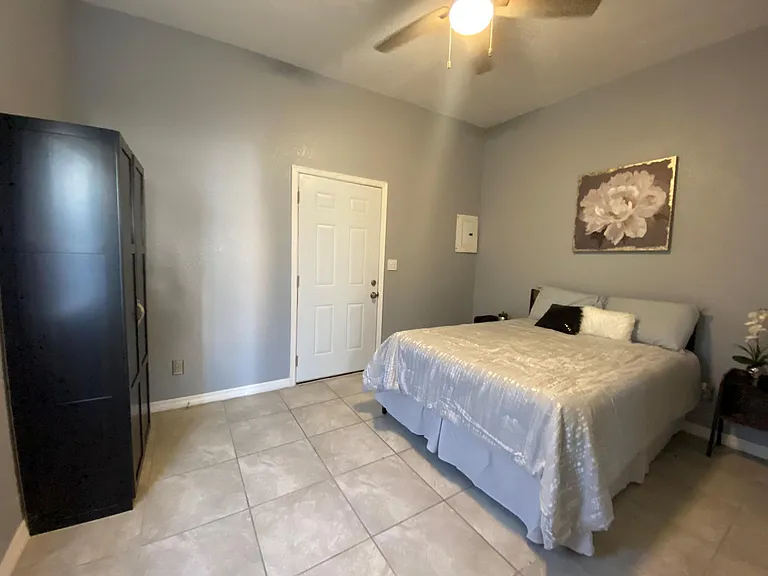 2512 Wyoming Ave #A — Photo 4
