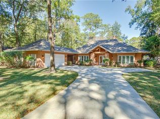 65 Toppin Dr, Hilton Head Island, SC 29926