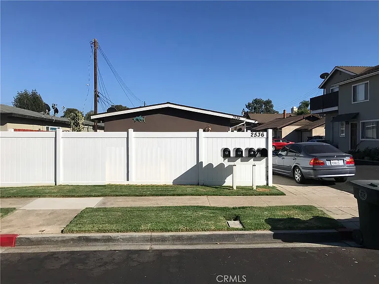 2536 Orange Ave #F — Photo 5