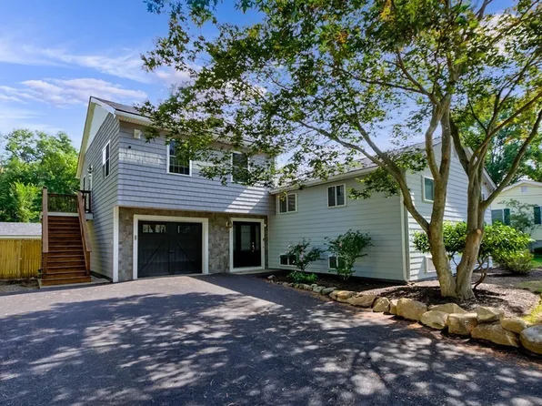 200 Jerrold St, Holliston, MA 01746