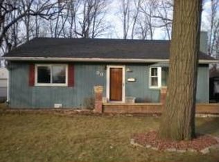 96 Wren Rd, Carpentersville, IL 60110