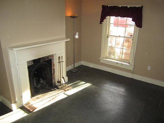 4th image of 210 N 29th St