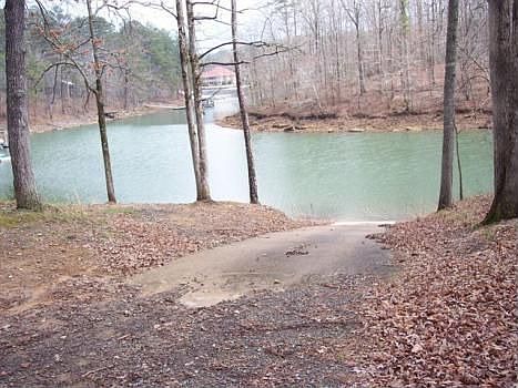 2nd image of 843 Raccoon Branch Rd