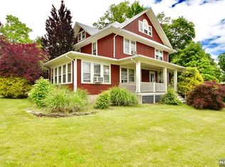 311 Kinderkamack Rd, River Edge, NJ 07661