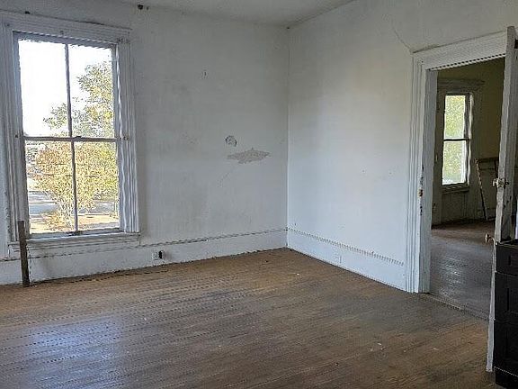 12th image of this home