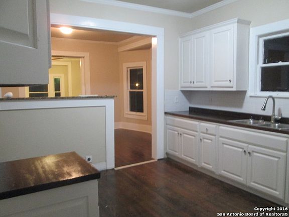 2nd image of 115 Clifford Ct