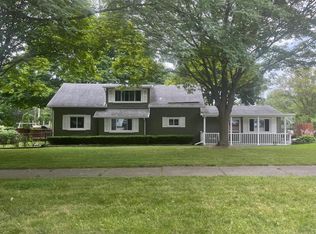 3230 S Deerfield Ave, Lansing, MI 48911