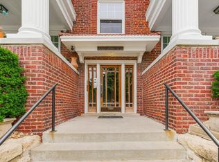 4311 McGee St APT 3S, Kansas City, MO 64111