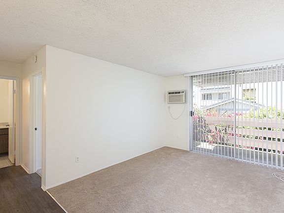 3rd image of 4841 Parks Ave APT 10
