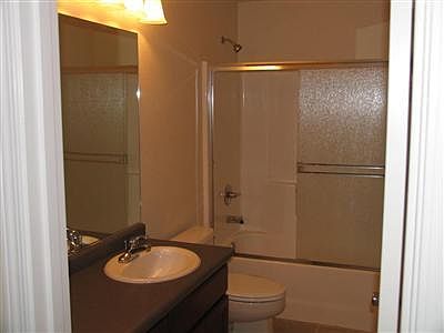 1st image of 644 N 2nd Ave