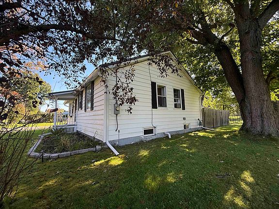 4th image of 61 Hough Rd