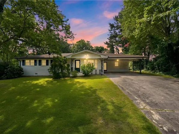 6803 Queen Mill Rd SE, Mableton, GA 30126