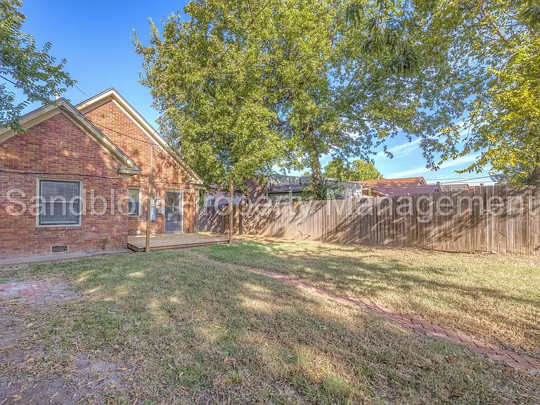 1135 S Birmingham Pl — Photo 23