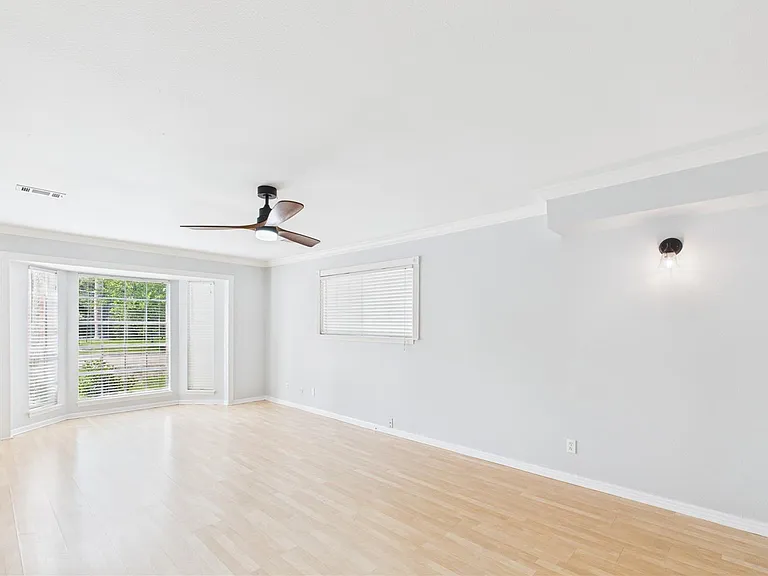 1107 Verret Ln — Photo 23