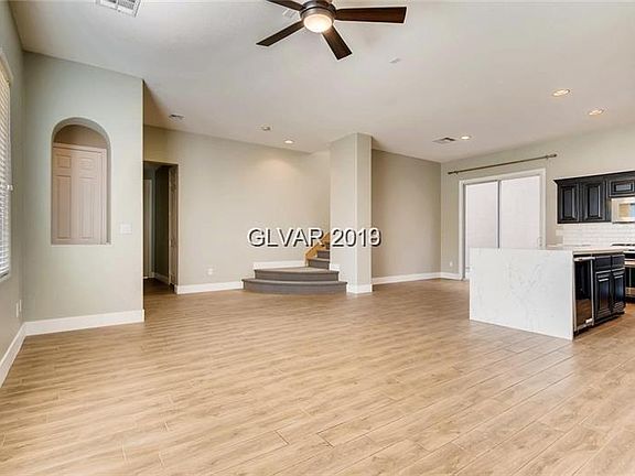 4th image of 1853 Granemore St