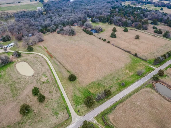 1 Vz County Road 3810, Wills Pt, TX 75169