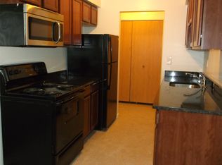 5228 Perry Rd APT 4, Grand Blanc, MI 48439