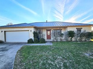 2406 Trails End, Kerrville, TX 78028