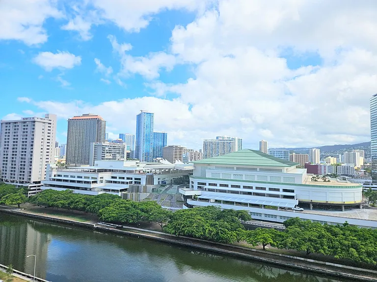 1717 Ala Wai Blvd #1402 — Photo 11