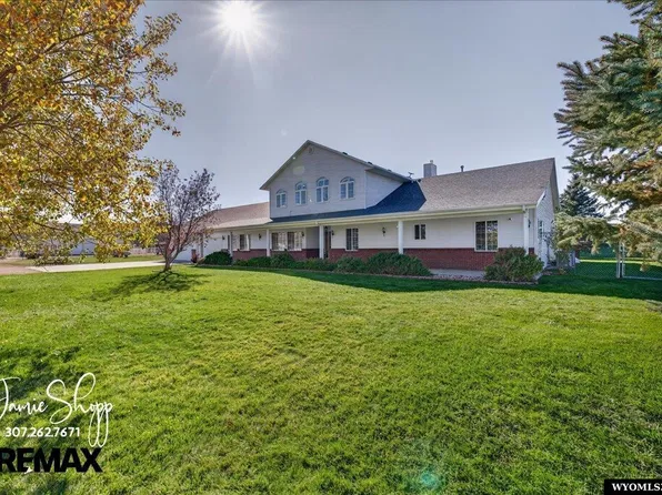 550 Spears Ave, Evansville, WY 82636