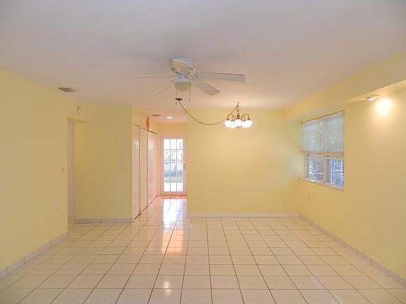 4th image of 168 Pearl Ave