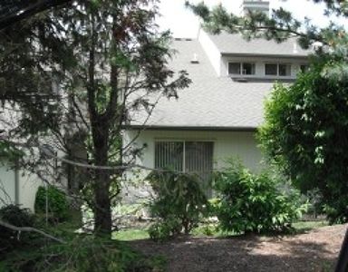 30 Larkin Cir, West Orange, NJ, 07052