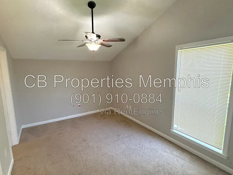 3136 Sycamore View Rd — Photo 5