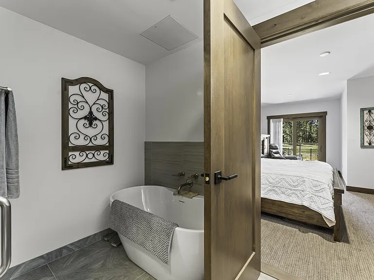 9 Beach Club Dr #107 — Photo 10