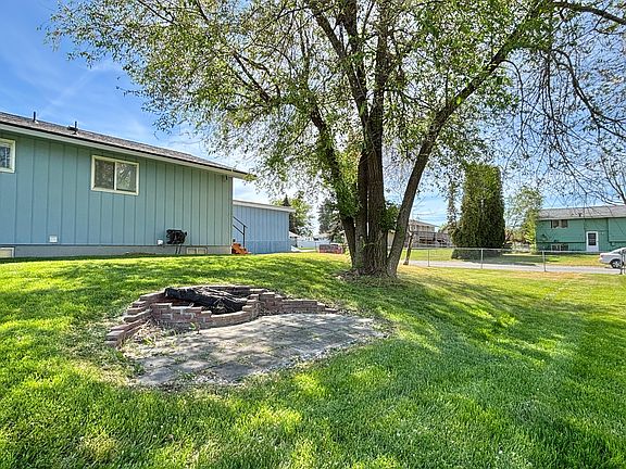3rd image of 1019 N Woodward Rd #1