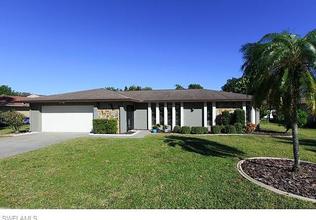 1st image of 3992 Villmoor Ln