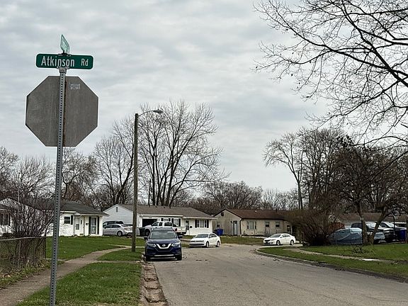 5th image of 3784 Wade Rd