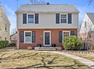 4241 N Ardmore Ave, Shorewood, WI 53211